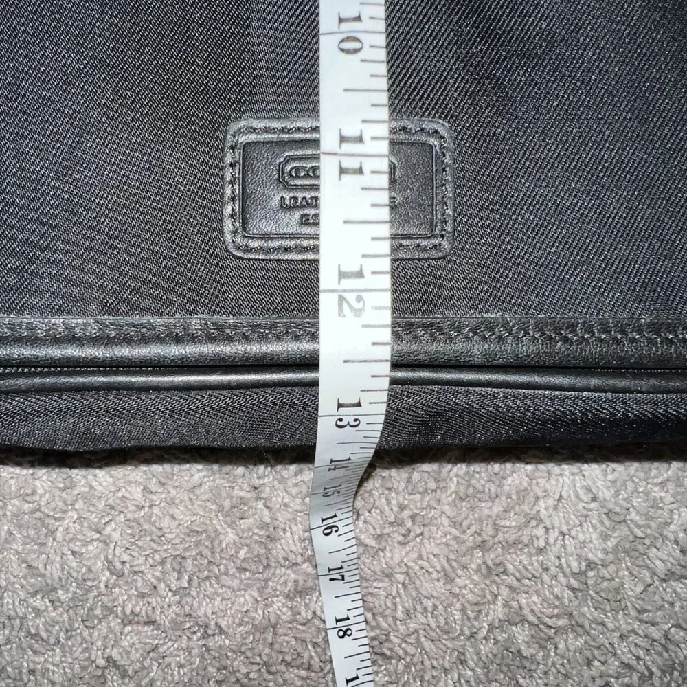 Coach Men’s Black Nylon Computer Laptop Messenger Cross Body Bag H1R-5115